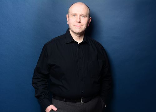 Christian Kahlert hat neben dem Beruf studiert. Ein Portraitbild von Absolvent Christian Kahlert.