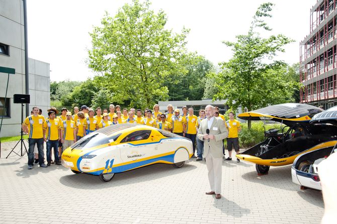 Stefan Spychalski bedankt sich stellvertretend für das ganze Team bei allen Sponsoren