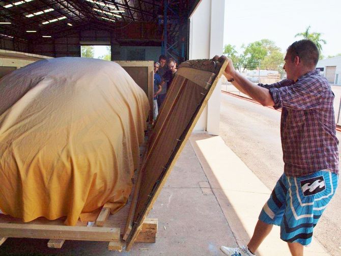 Schritt für Schritt erblickt das Solarauto die ersten Sonnenstrahlen