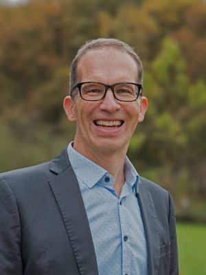 Günter Lützig Günter Lützig