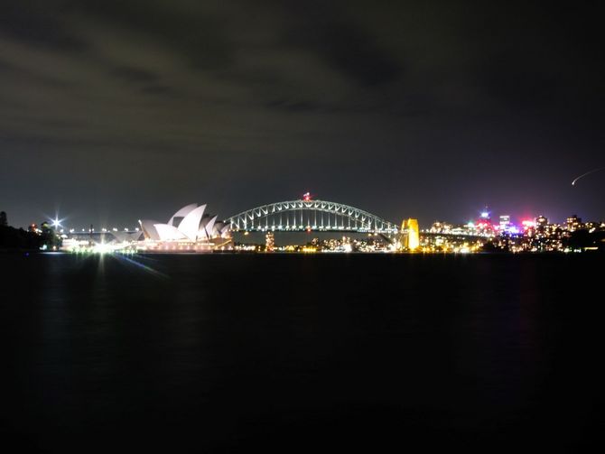 Harbour Bridge und Sydney Opera House bei Nacht