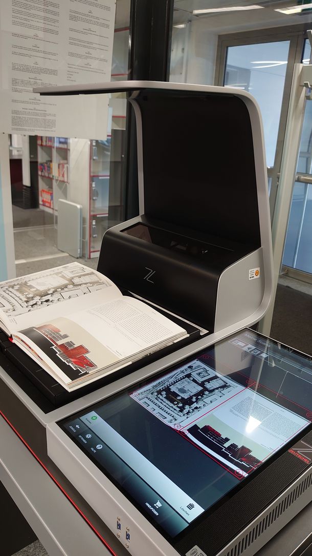 Scanner in der Fachbibliothek Technik