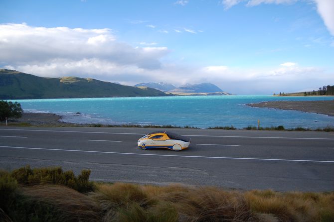 Vorbei am Lake Tekapo II