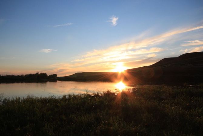 Sonnenuntergang am malerischen See