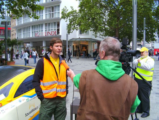 Tim Sekkra im Interview mit dem Lokalsender