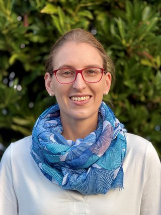 Portraitfoto Prof. Dr. Dörte Heger (Professorin für Gesundheitsökonomie und nachhaltige Gesundheitssystemgestaltung)